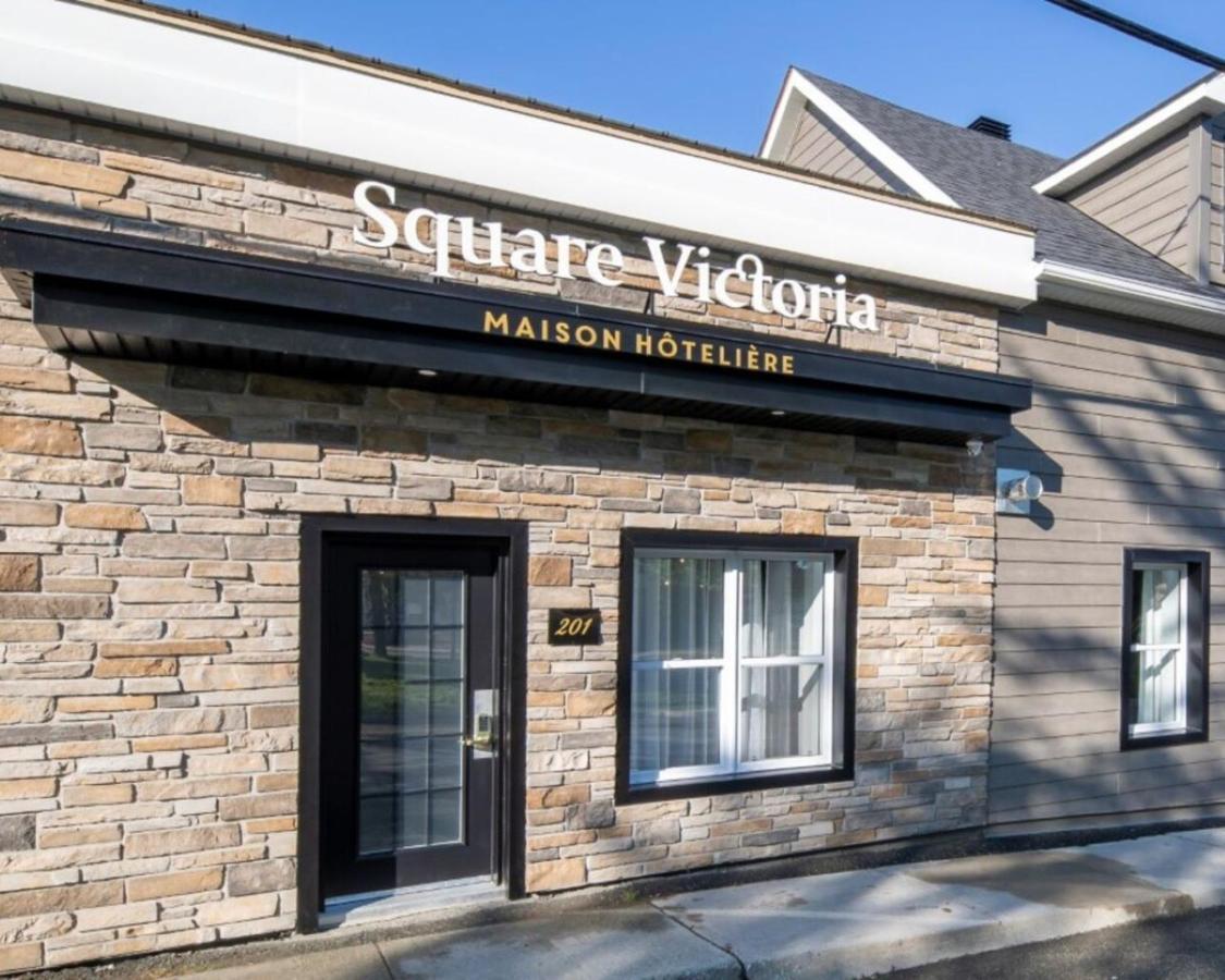 Square Victoria Maison Hoteliere East Angus Exterior photo